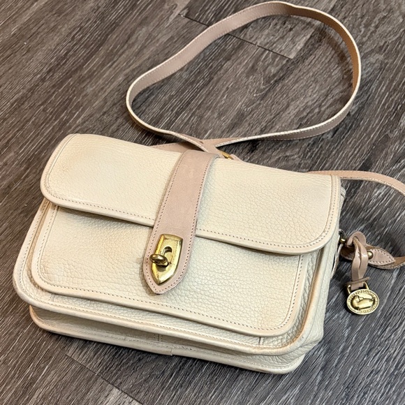 RARE Vintage Dooney & Bourke Beige Leather Shoulder Bag - Picture 1 of 6